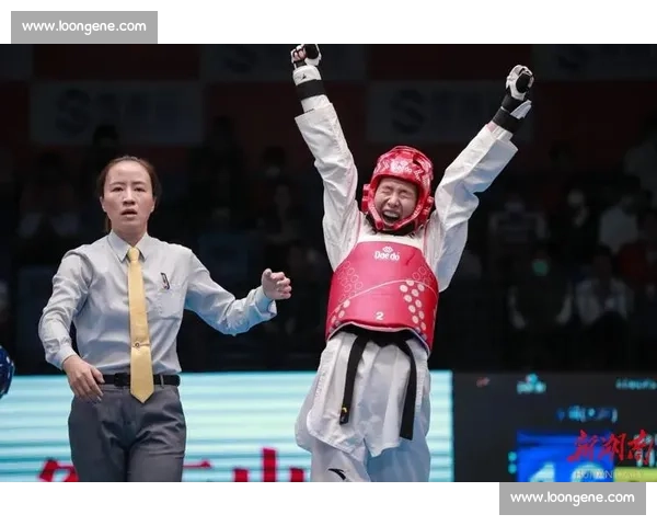 穆文喆逆转夺冠！中国队夏洛特站跆拳道大奖赛 1 金 1 银收官