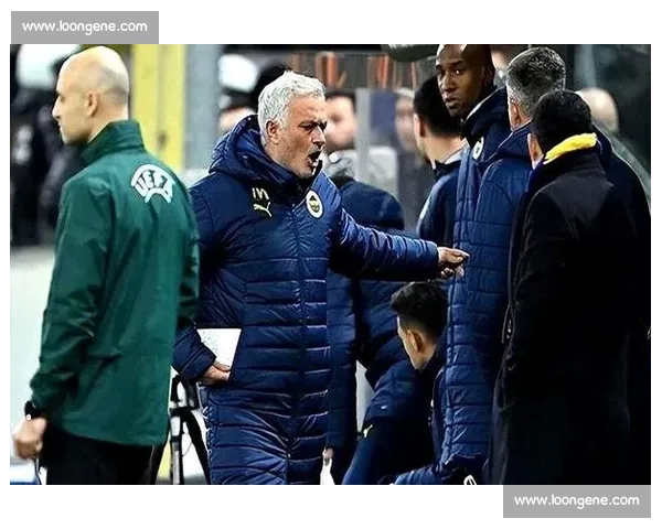 费内巴切正式开启巴斯克斯转会谈判