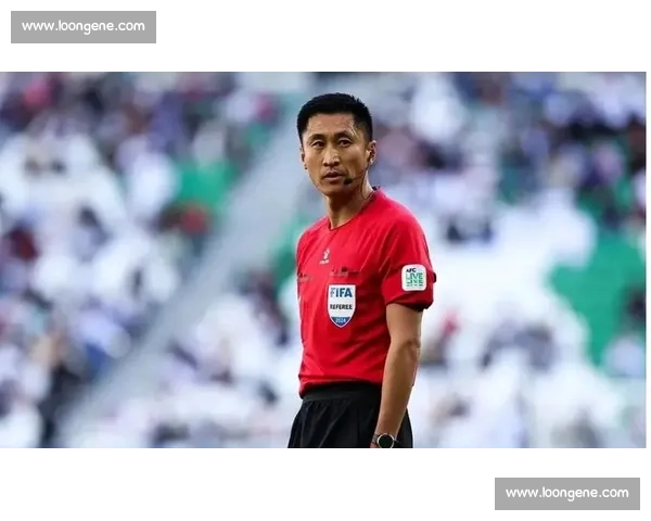 马宁世俱杯晒照执法引热议 硬刚弗拉门戈教练组成焦点 马宁世俱杯晒照执法引热议 硬刚弗拉门戈教练组成焦点