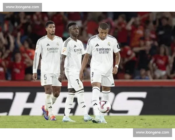 贝林厄姆新战术体系遇挫：高温与防守重任拖累皇马开局